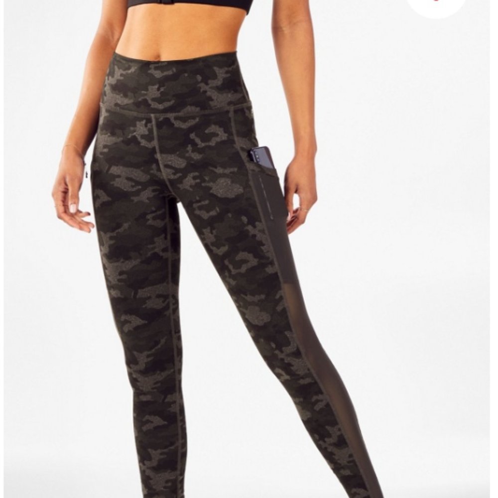Fabletics On-The-Go PowerHold® High-Waisted Mesh Legging Camo Small